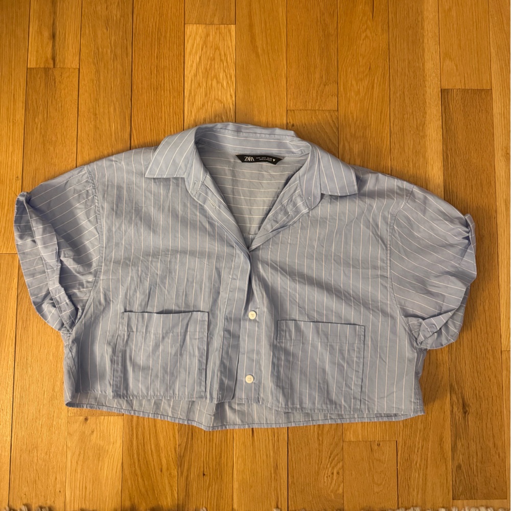 Zara Light Blue Pinstripe Cropped Button Down Shirt